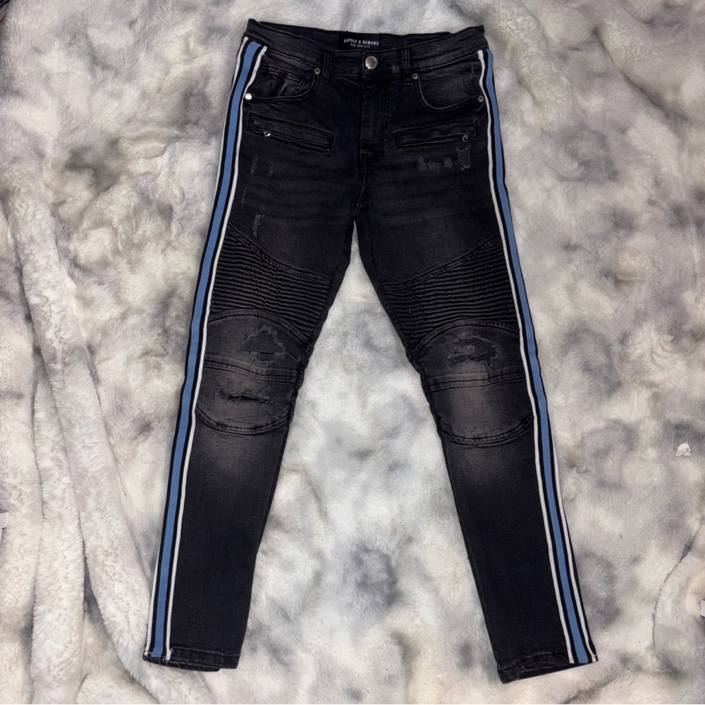 Stylish Black Skinny Jeans with Side Stripes